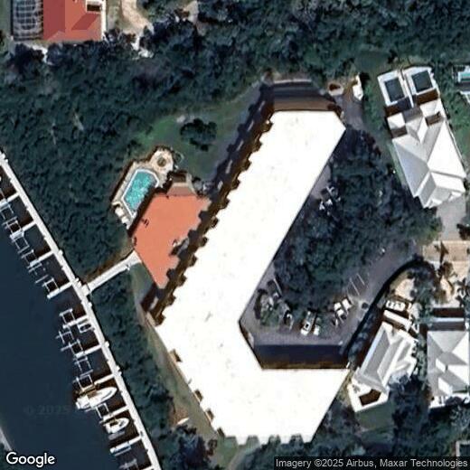 Foto principal - 520 S Peninsula Ave