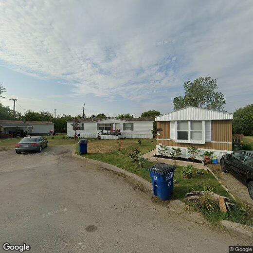 Foto principal - 13755 Biggs St