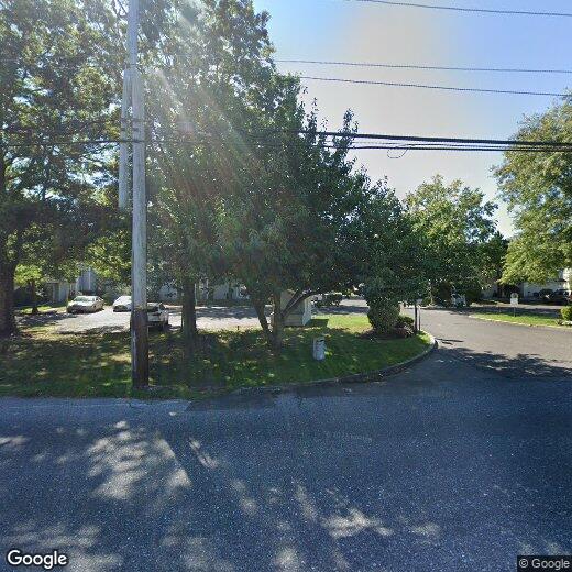 Primary Photo - 4 Meadow Ridge Rd