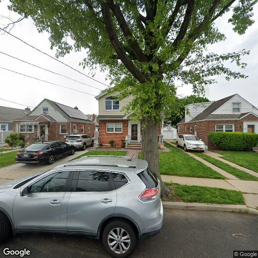 21 Peachgrove Dr, West Hempstead, NY 11552 House Rental in West