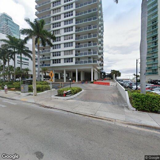 Primary Photo - 3725 S Ocean Dr