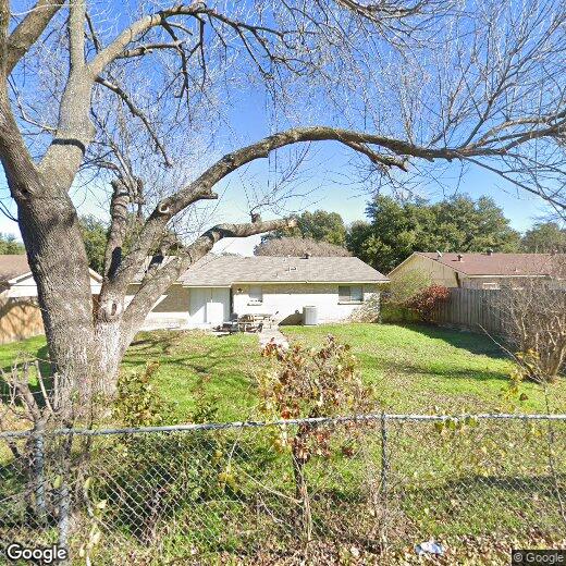 Foto principal - 3353 Westminster Dr