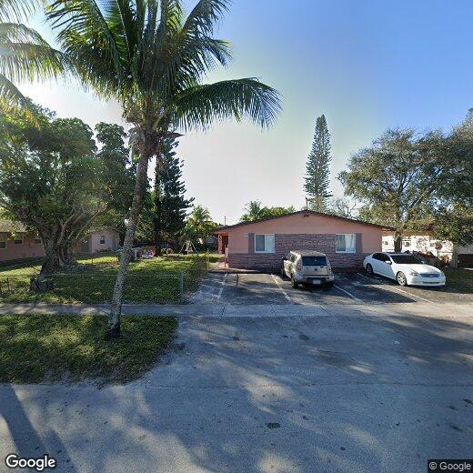 Primary Photo - 5210 NW 16th St