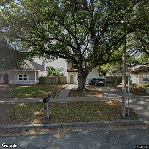 Primary Photo - 124 W Park Ave