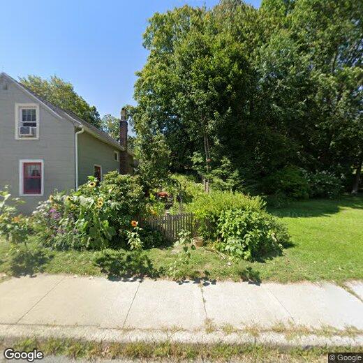 15 Chatham St, Kinderhook, NY 12106 Apartment for Rent in Kinderhook