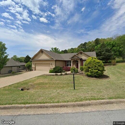 Primary Photo - 32 Tanyard Dr