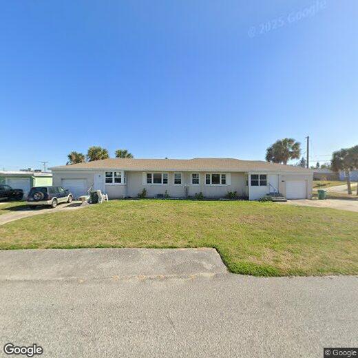 Foto principal - 127 Moore Ave