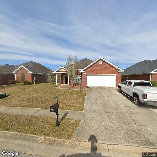 Primary Photo - 1002 Weatherby St S