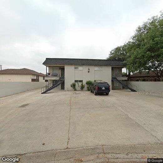 Primary Photo - 102 Belaire Dr