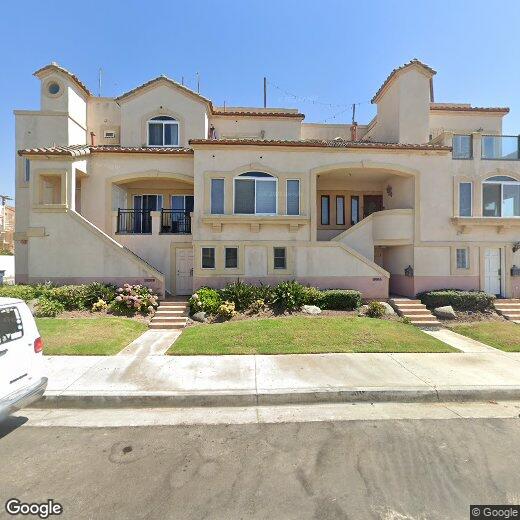 Foto principal - 1020 E Pacific Coast Hwy