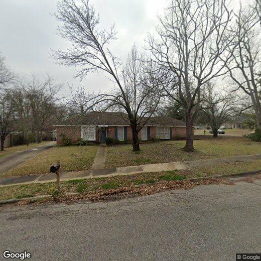 Primary Photo - 5701 Williamsburg Ln