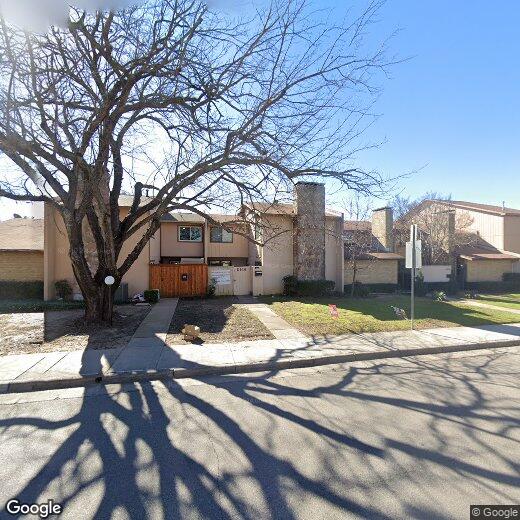 Foto principal - 5915 Harvest Hill Rd