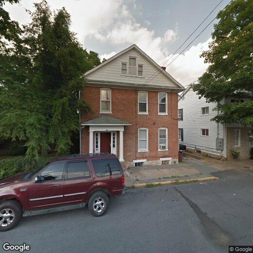 22 W Monmouth St Unit 2, Winchester, VA 22601 Room for Rent in Winchester, VA