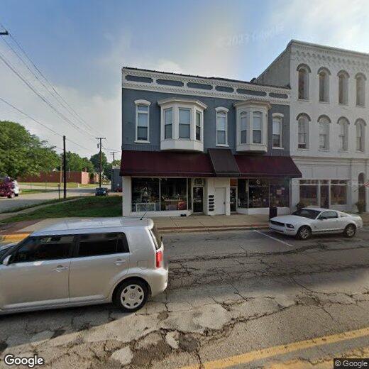Primary Photo - 103 E Front St