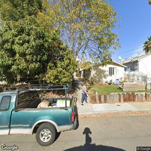 Primary Photo - 5616 Riley St