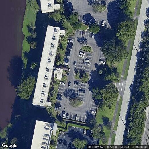 Primary Photo - 2108 S Cypress Bend Dr