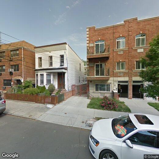 3215 47th St Unit 2B, Queens, NY 11103 Room for Rent in Queens, NY