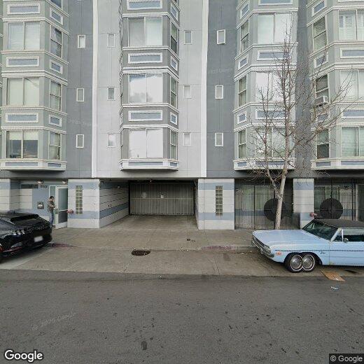 Foto principal - SoMa: 1 Bed 1.5 Bath Loft w/ Parking, W/D ...