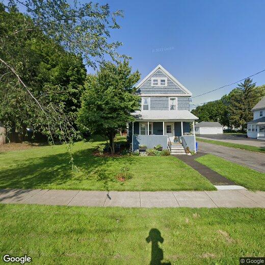 Primary Photo - 237 Kinne st