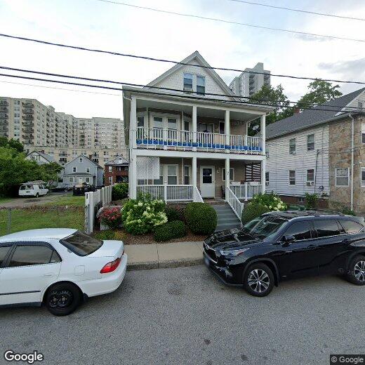 Primary Photo - 16 Manor St