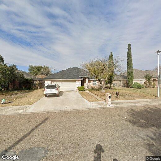 Primary Photo - 2211 E 28th St