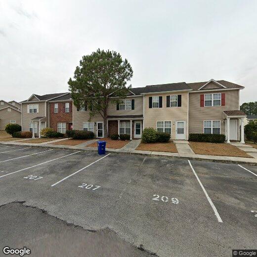 Primary Photo - 207 Pinegrove Ct