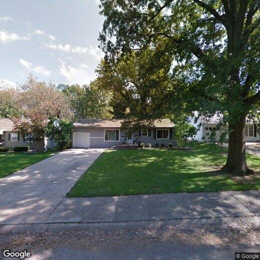 Foto principal - 7143 Newton Dr