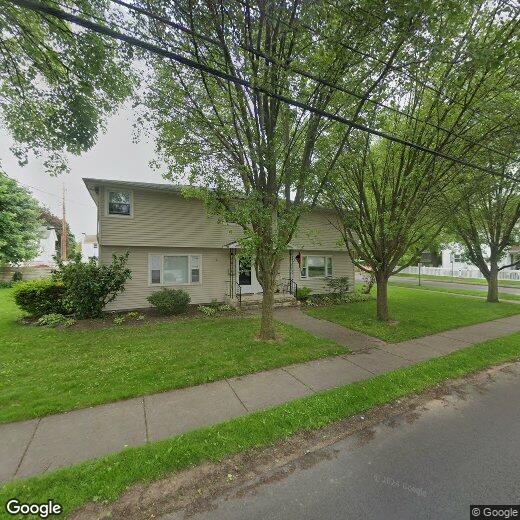 Primary Photo - 150 W Ivy St
