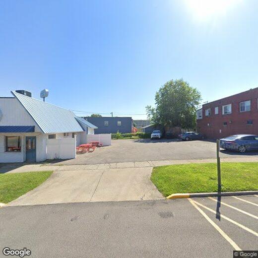 Primary Photo - 114 D St