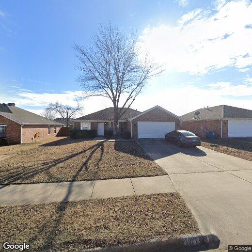 Foto principal - 3907 SW Moline Ave