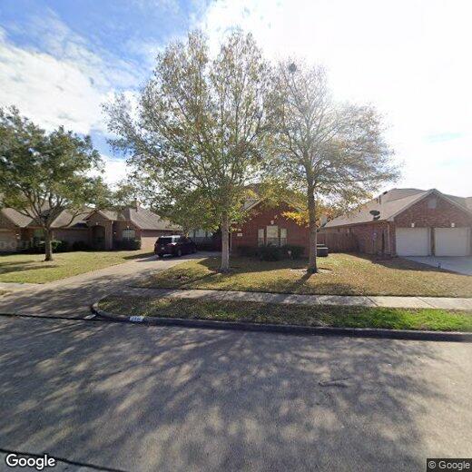 Primary Photo - 2511 Pine Shadows Dr