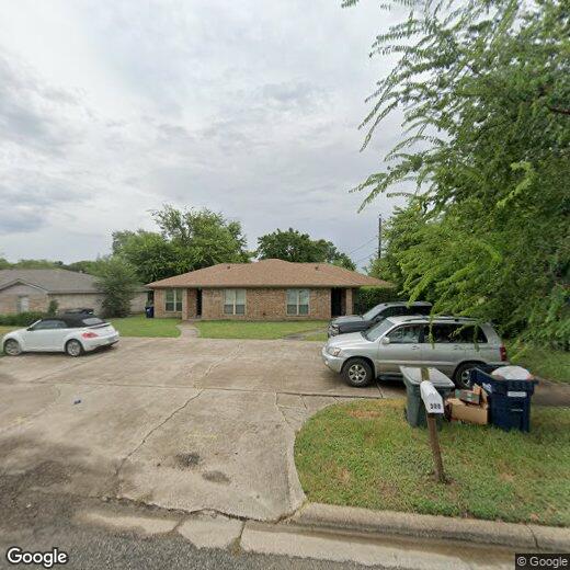 300 Brentwood Dr E, College Station, TX 77840 Townhome Rentals in