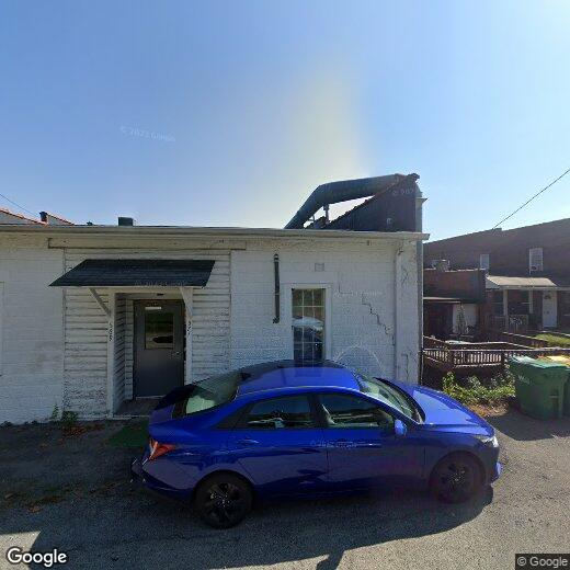 Foto principal - 571 Kendall Ave