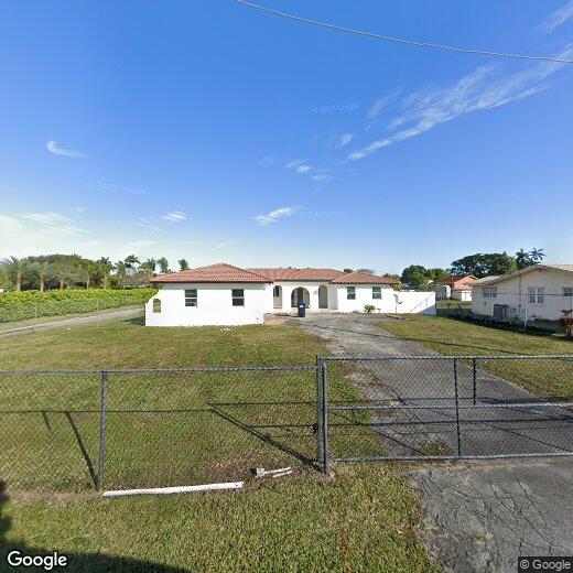 Foto principal - 3801 SW 132nd Ave