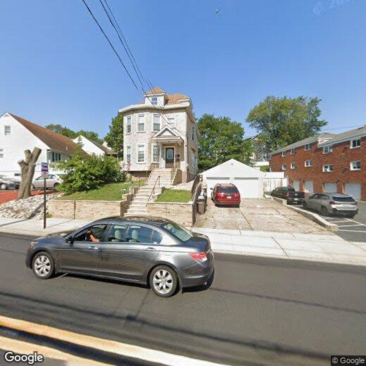 Primary Photo - 169 Hackensack St