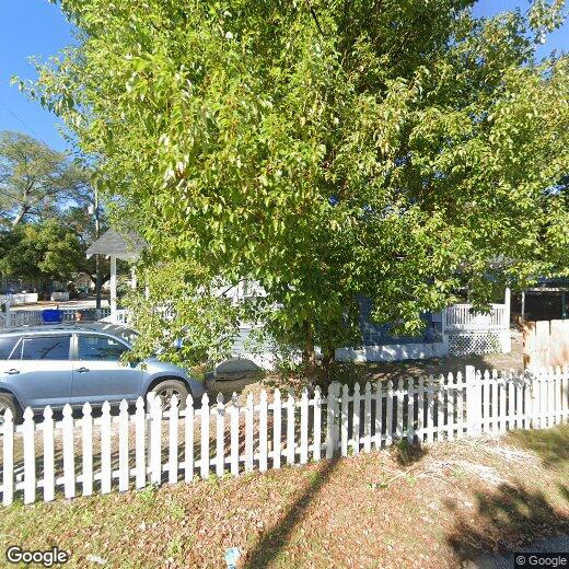 Primary Photo - 3316 Kraft Ave