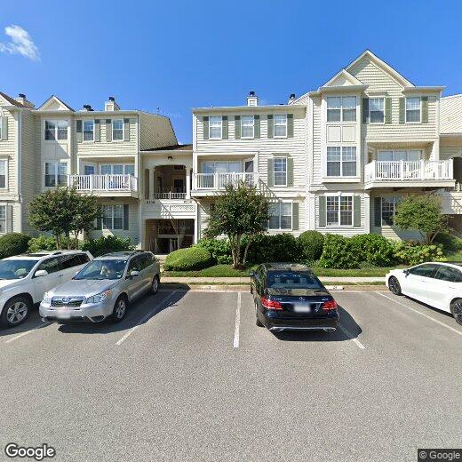 9236 Cardinal Forest Ln Unit 201, Lorton, VA 22079 Room for Rent in