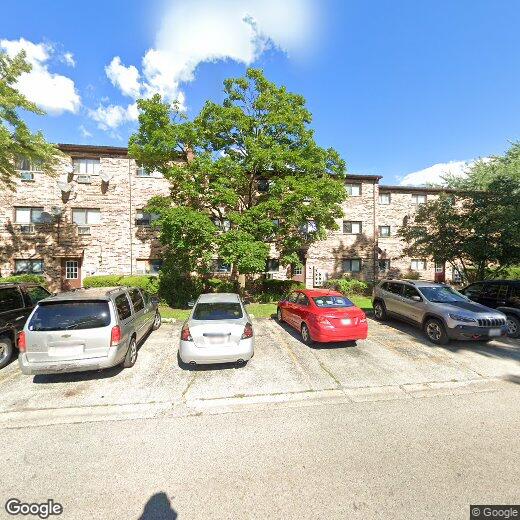 Primary Photo - 1515 N Silver Ln
