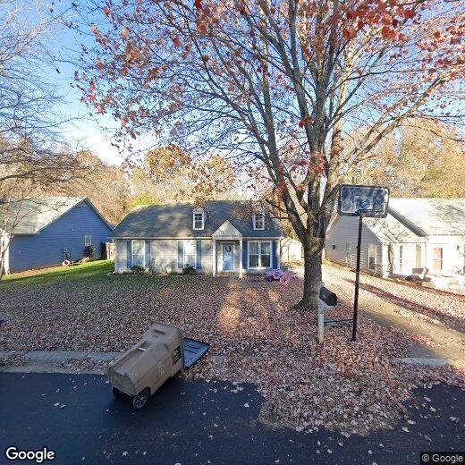 Primary Photo - 215 Stratford Dr