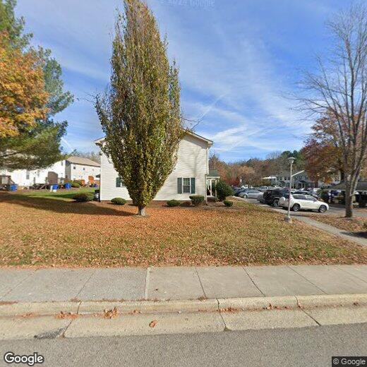 Foto principal - 3 Bed - 3Bath with Den