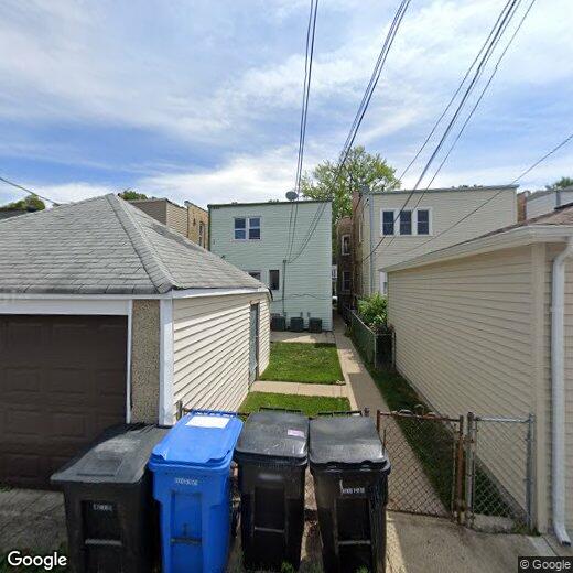 Primary Photo - 5032 W Hutchinson St