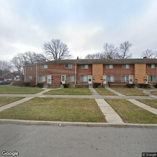 Foto principal - 20613 W Chicago
