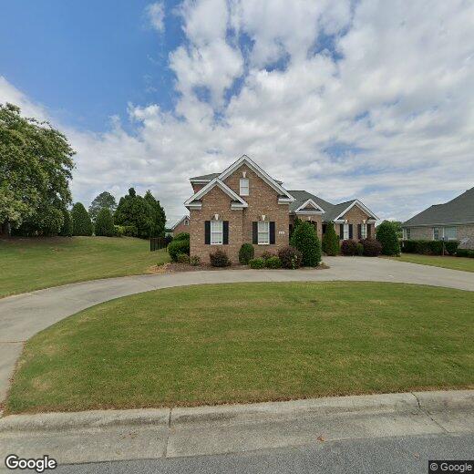 Foto principal - 900 Golf View Dr