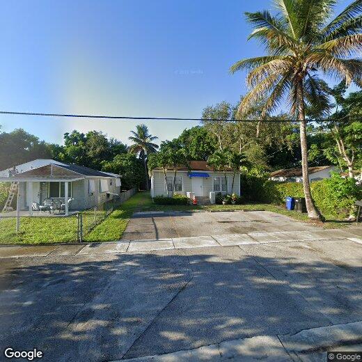 Foto principal - 32 NE 169th St