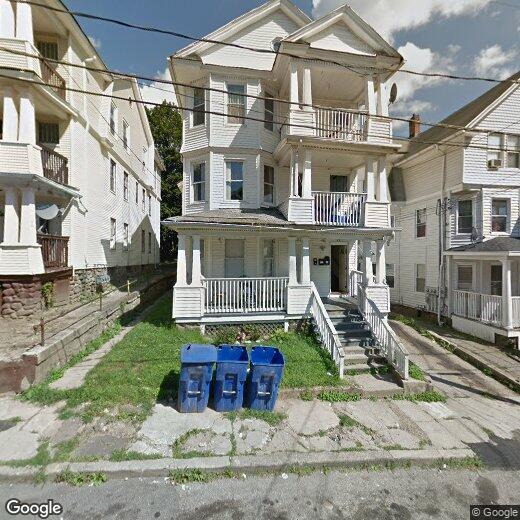 24 Vermont St Unit 3A, Waterbury, CT 06704 Room for Rent in Waterbury