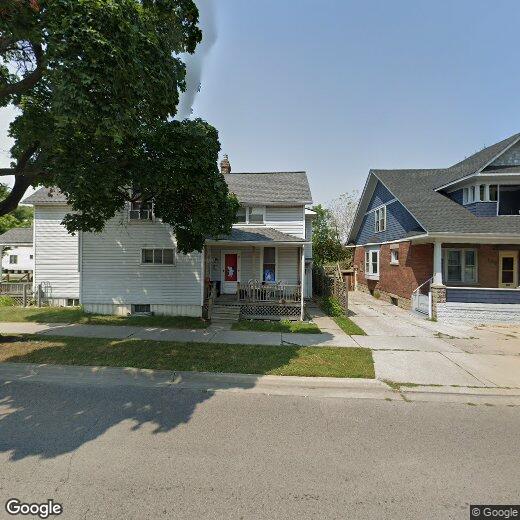 Primary Photo - 107 Brock St N