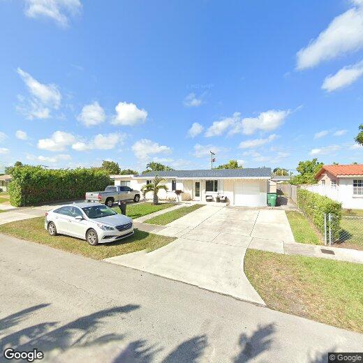 Foto principal - 4600 SW 93rd Ct