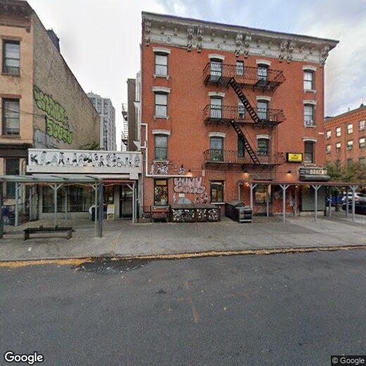 Primary Photo - 164 Graham Ave