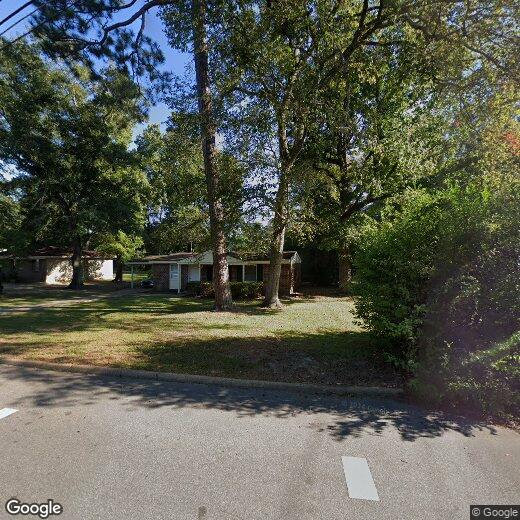 Primary Photo - 1005 Post Oak Dr