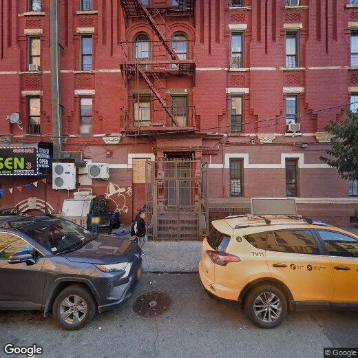 Primary Photo - 208 Willis Avenue
